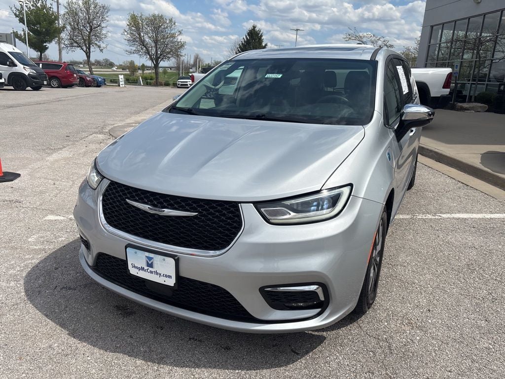 2023 Chrysler Pacifica Hybrid Limited
