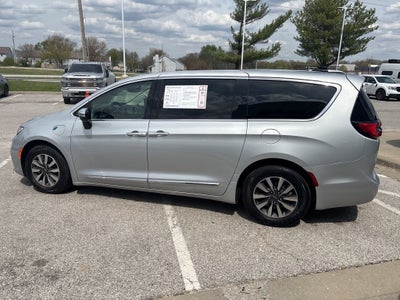 2023 Chrysler Pacifica Hybrid Limited