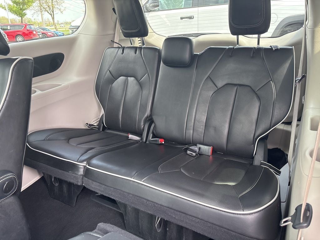 2023 Chrysler Pacifica Hybrid Limited