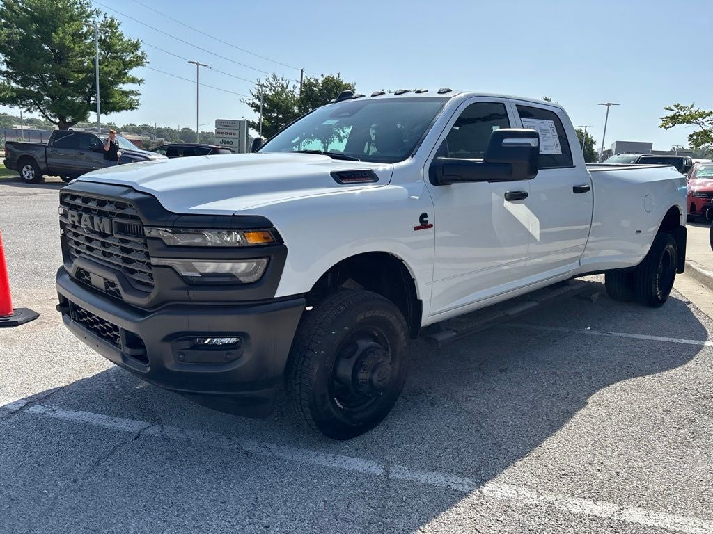 2026 RAM 3500 Tradesman Crew Cab 4x4 8' Box