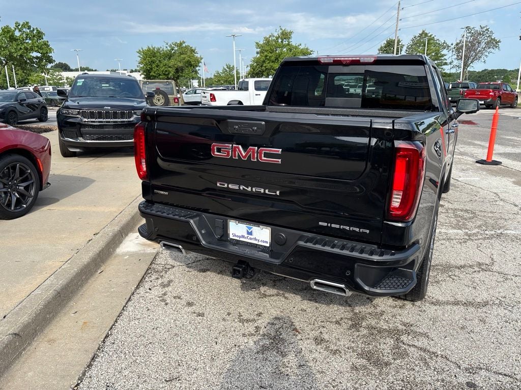2023 GMC Sierra 1500 4WD Crew Cab Short Box Denali