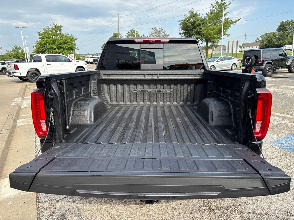 2023 GMC Sierra 1500 4WD Crew Cab Short Box Denali