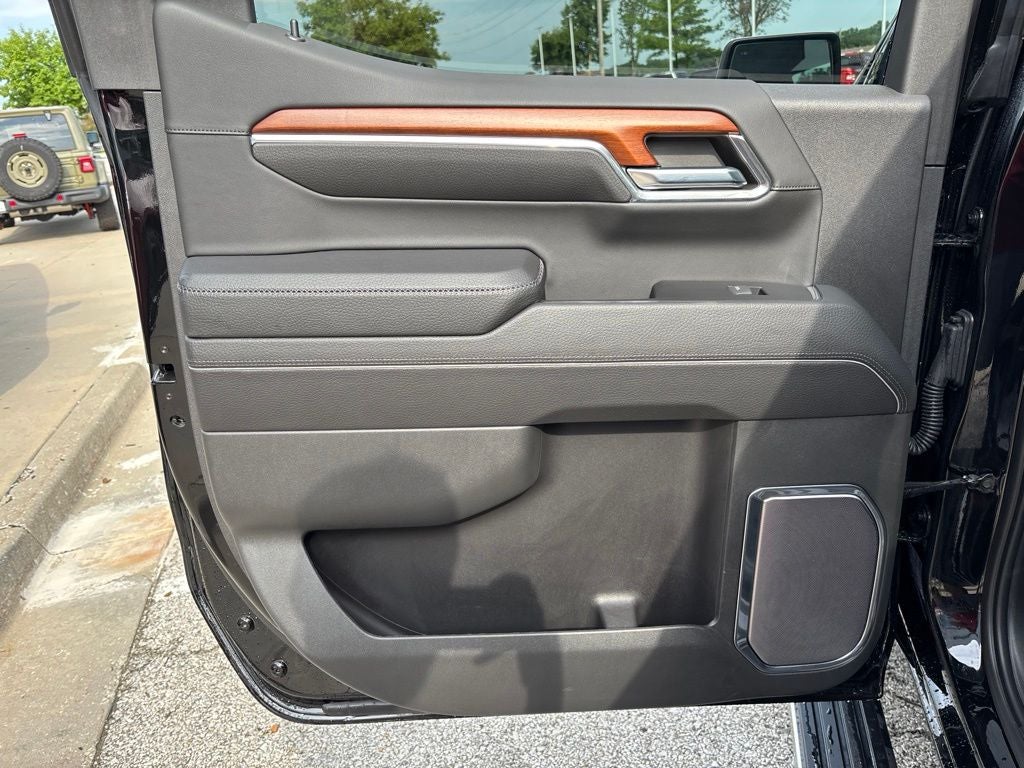 2023 GMC Sierra 1500 4WD Crew Cab Short Box Denali