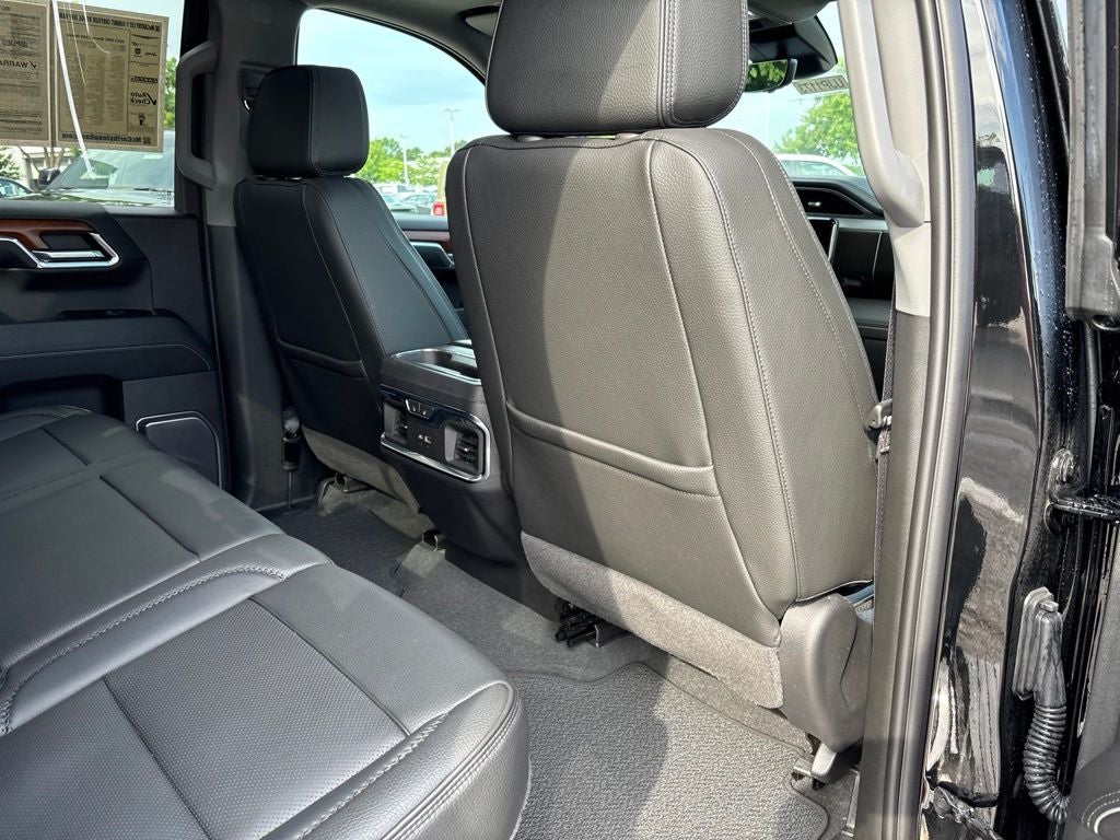 2023 GMC Sierra 1500 4WD Crew Cab Short Box Denali