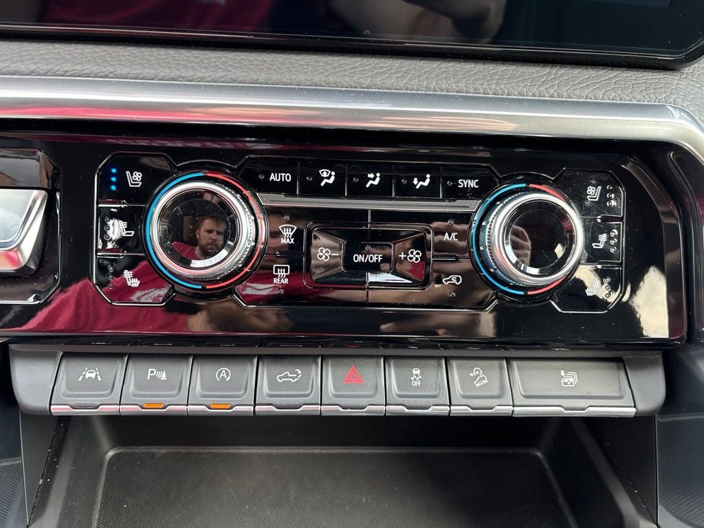 2023 GMC Sierra 1500 4WD Crew Cab Short Box Denali
