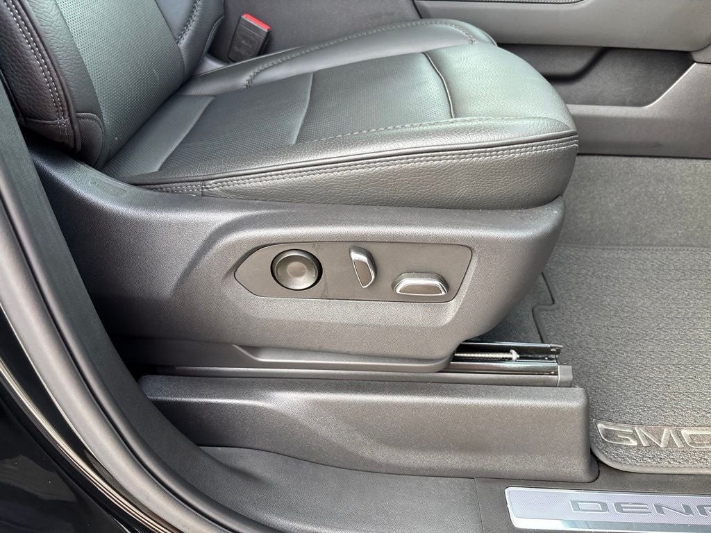 2023 GMC Sierra 1500 4WD Crew Cab Short Box Denali