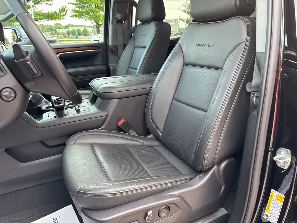 2023 GMC Sierra 1500 4WD Crew Cab Short Box Denali