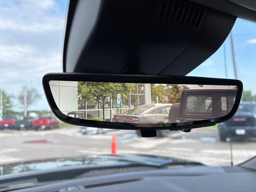 2023 GMC Sierra 1500 4WD Crew Cab Short Box Denali