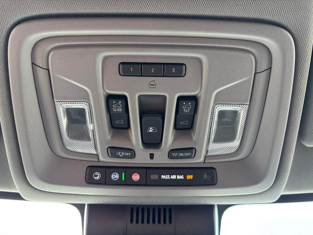 2023 GMC Sierra 1500 4WD Crew Cab Short Box Denali