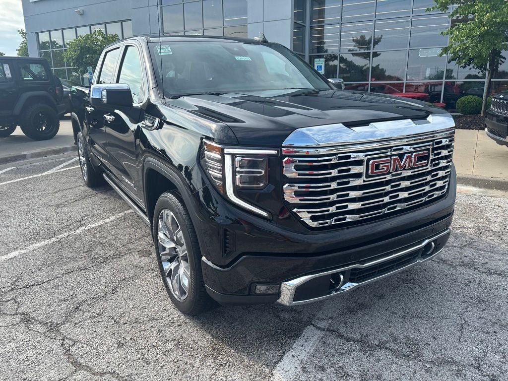 2023 GMC Sierra 1500 4WD Crew Cab Short Box Denali