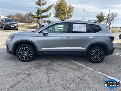 2025 Volkswagen Taos 1.5T SE