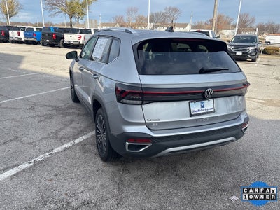 2025 Volkswagen Taos 1.5T SE