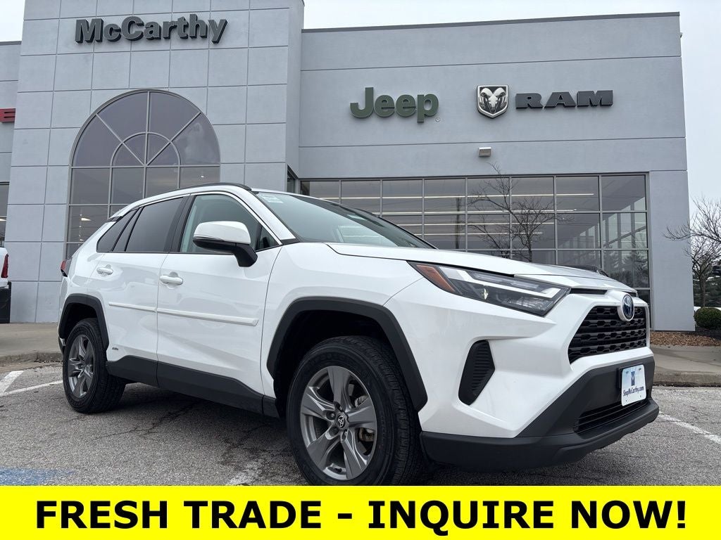 2022 Toyota RAV4 Hybrid XLE