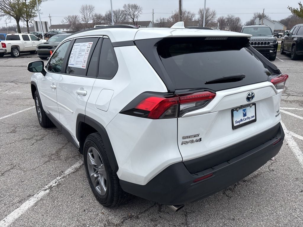 2022 Toyota RAV4 Hybrid XLE