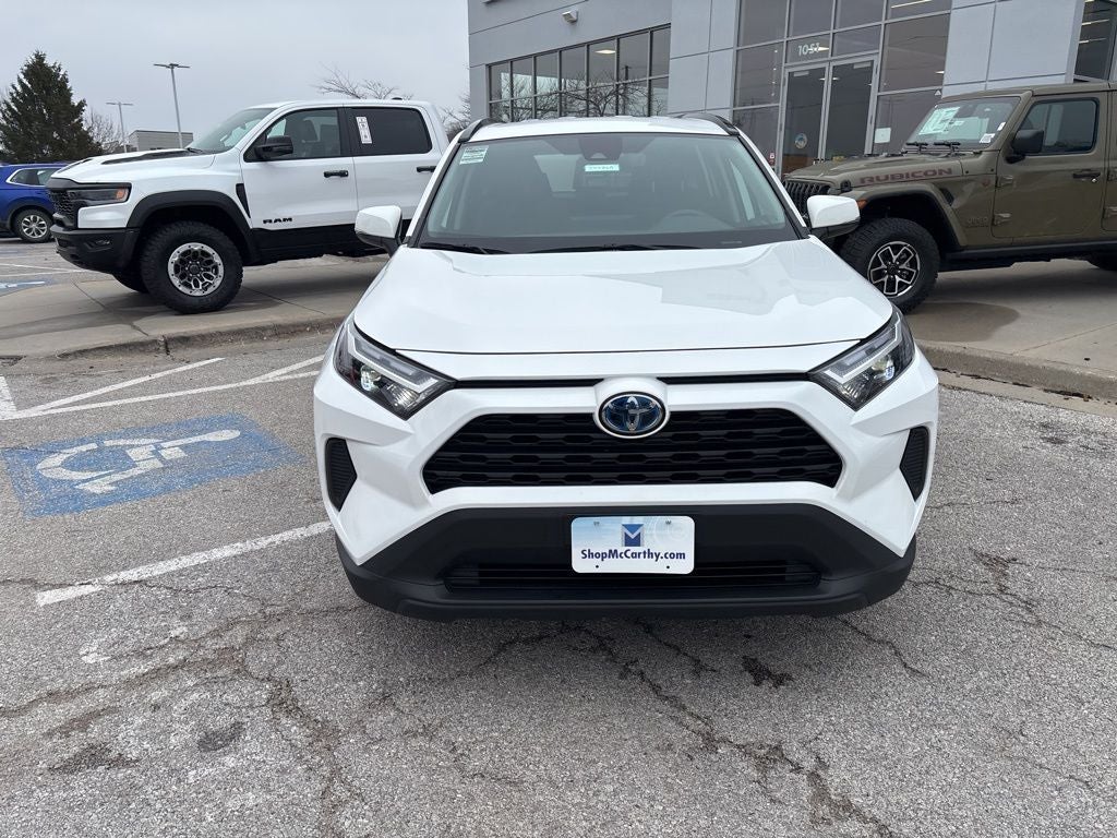 2022 Toyota RAV4 Hybrid XLE