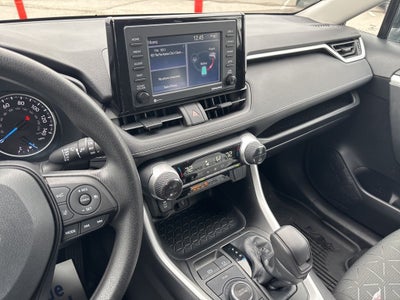 2022 Toyota RAV4 Hybrid XLE