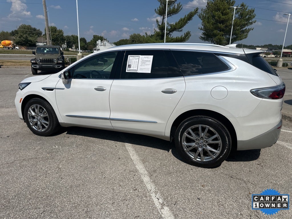 2024 Buick Enclave Essence