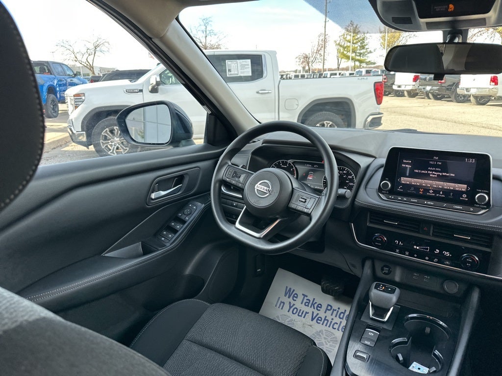 2024 Nissan Rogue SV