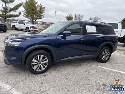 2025 Nissan Pathfinder SL