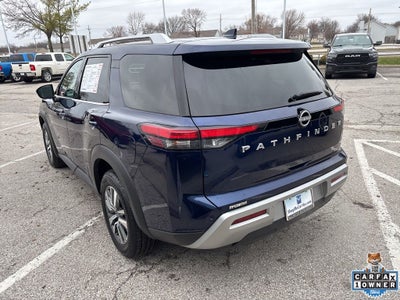 2025 Nissan Pathfinder SL