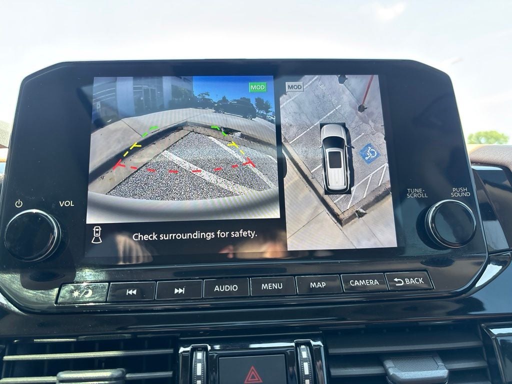 2023 Nissan Pathfinder Platinum 4WD