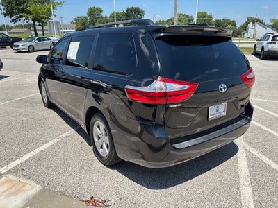 2017 Toyota Sienna LE 8 Passenger