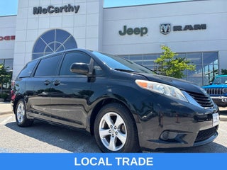 2017 Toyota Sienna LE 8 Passenger