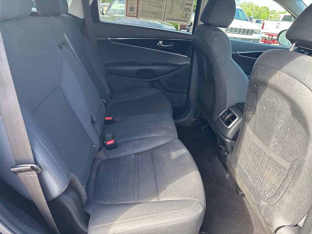 2020 Kia Sorento LX