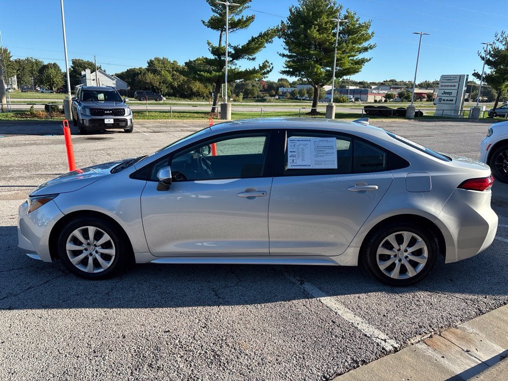 2025 Toyota Corolla LE