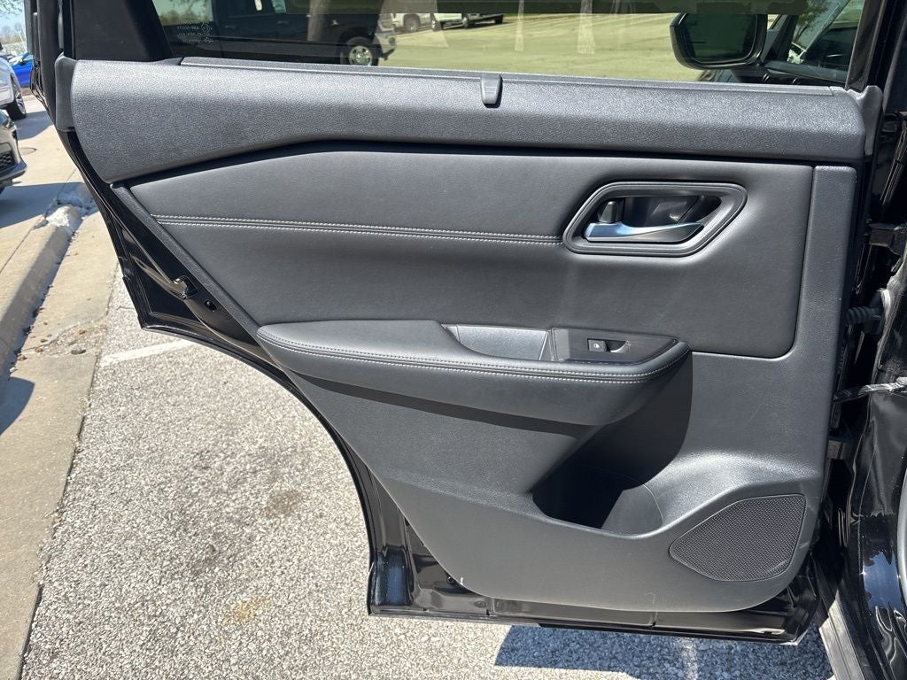 2024 Nissan Rogue SV Premium