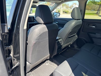 2024 Nissan Rogue SV Premium