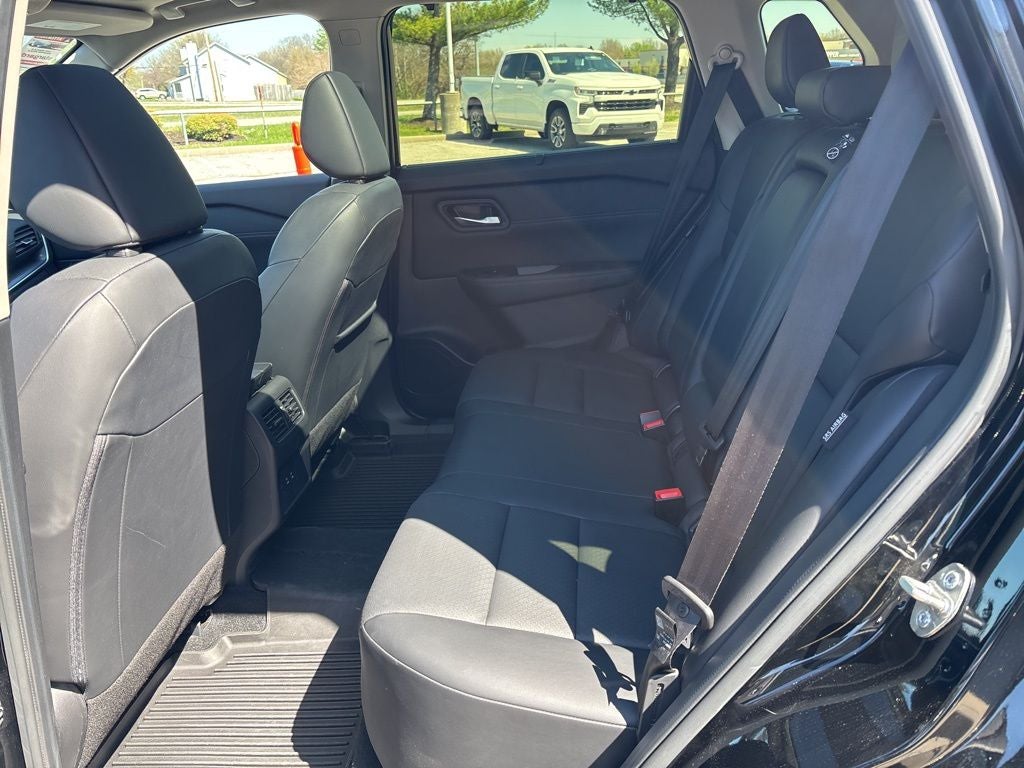 2024 Nissan Rogue SV Premium