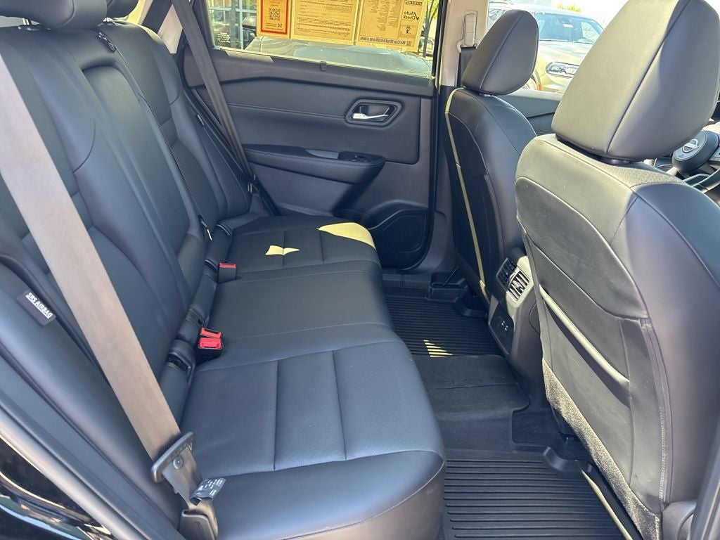 2024 Nissan Rogue SV Premium