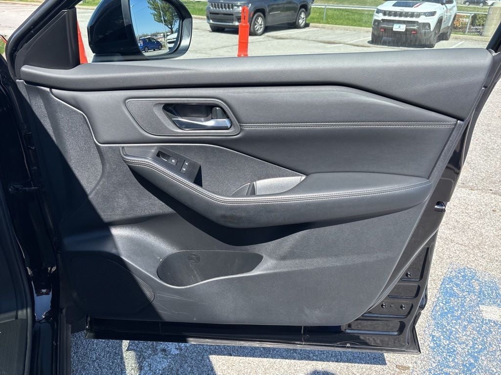 2024 Nissan Rogue SV Premium