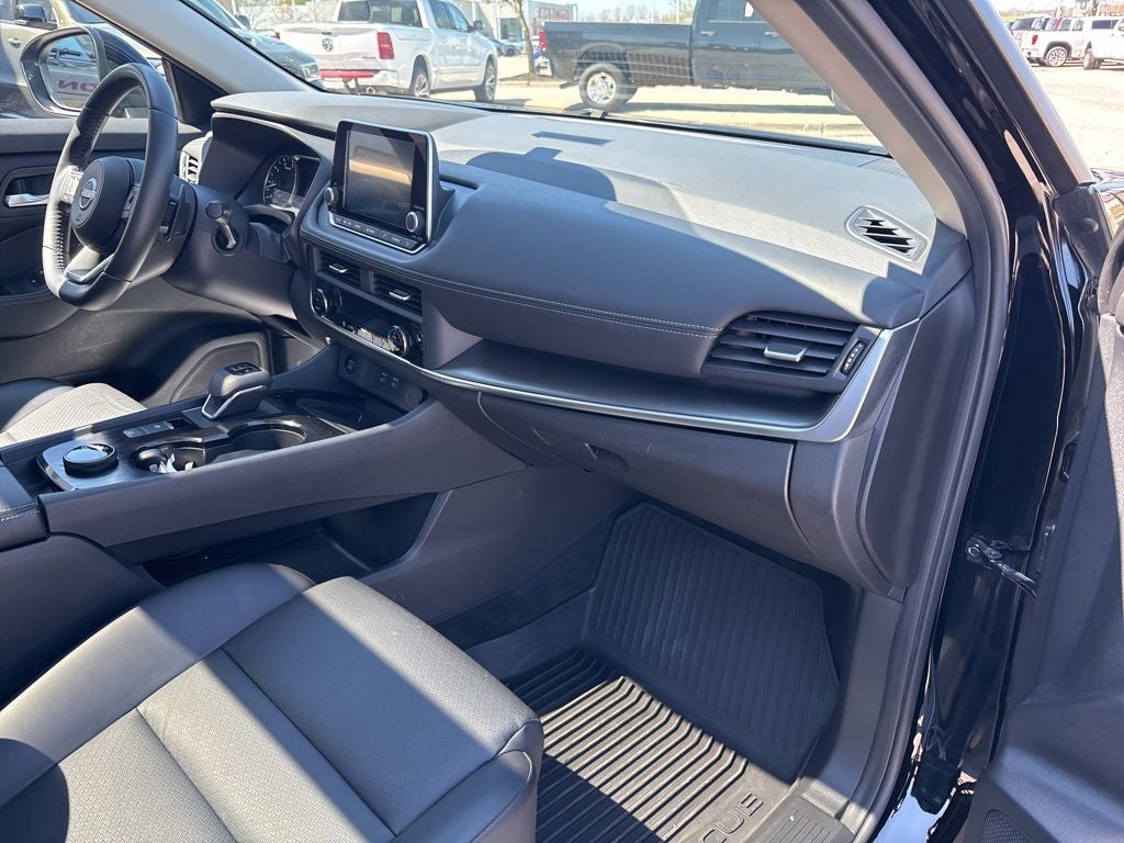 2024 Nissan Rogue SV Premium