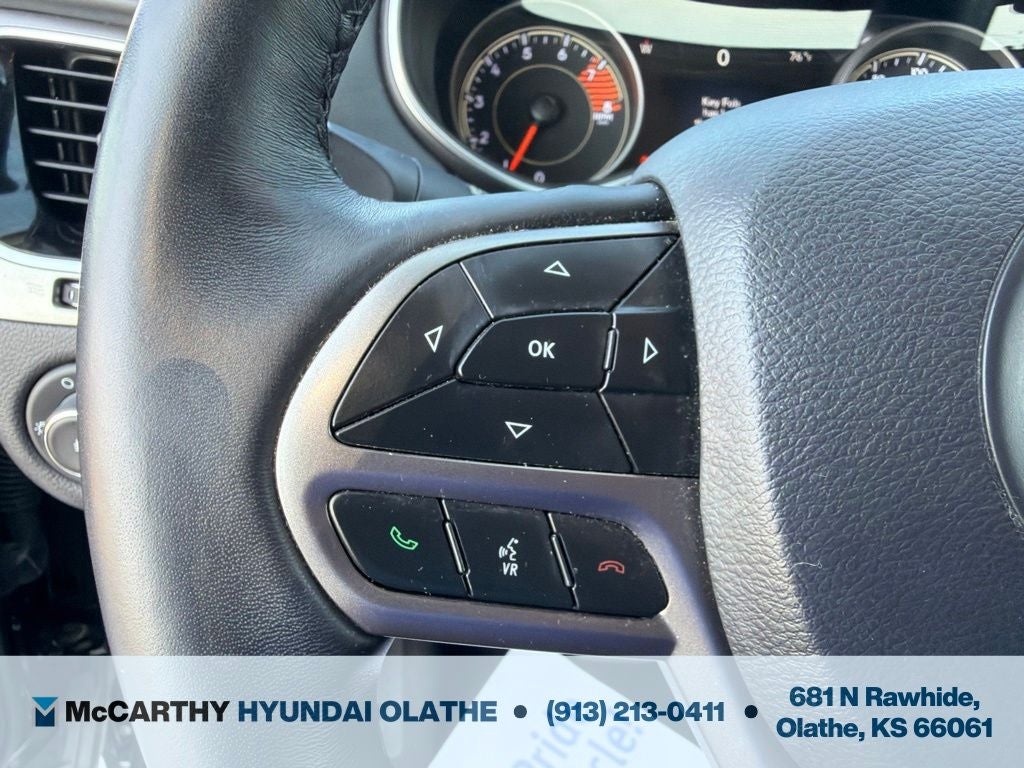 2019 Jeep Cherokee Overland