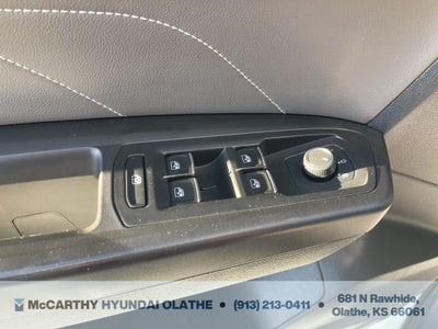 2022 Volkswagen Atlas Cross Sport 2.0T SE