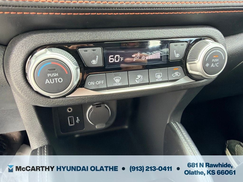 2020 Nissan Kicks SR