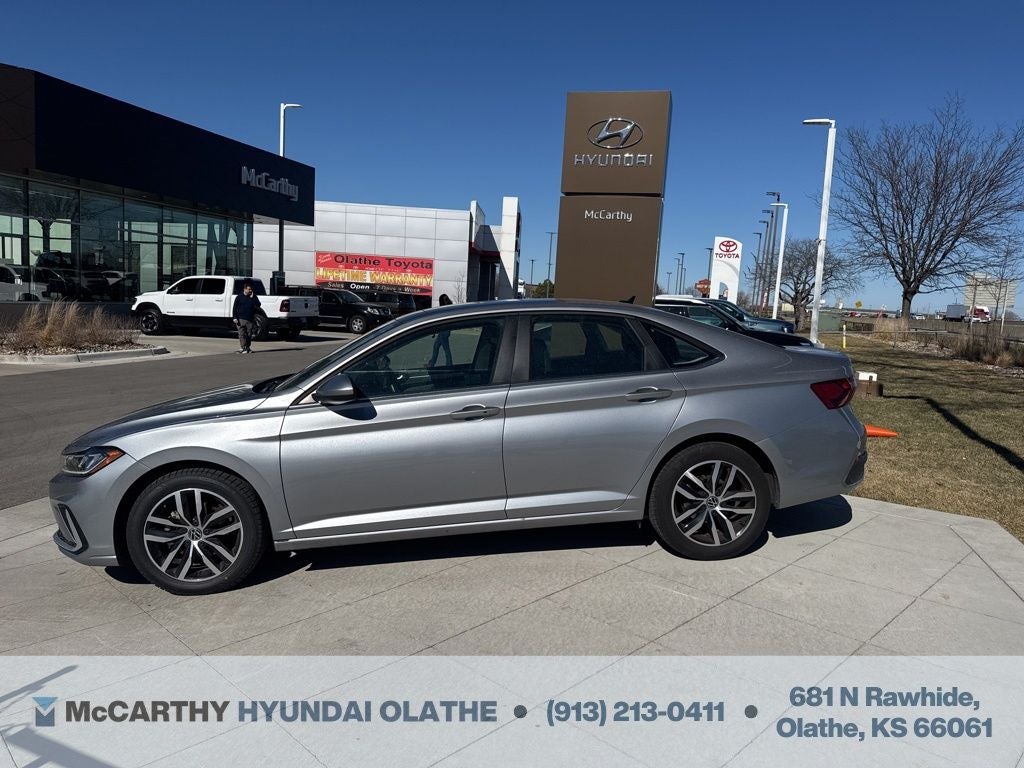 2025 Volkswagen Jetta 1.5T SE