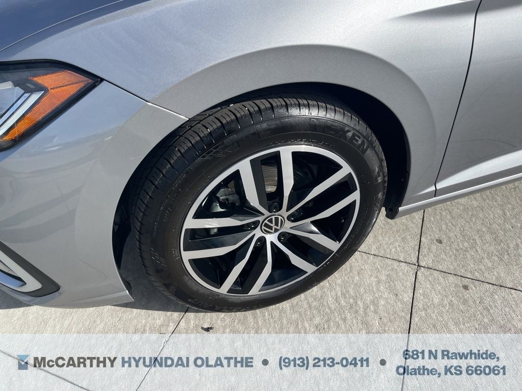 2025 Volkswagen Jetta 1.5T SE