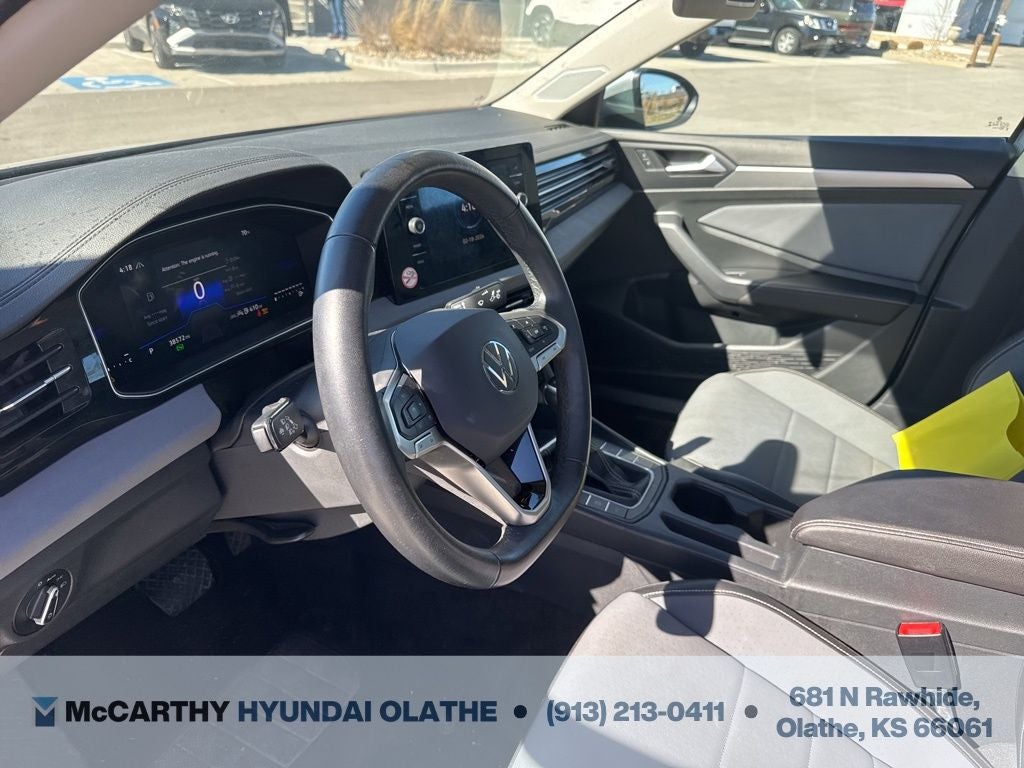 2025 Volkswagen Jetta 1.5T SE