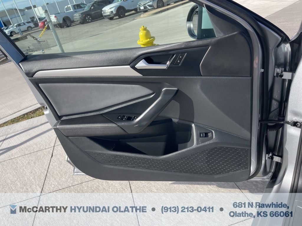 2025 Volkswagen Jetta 1.5T SE