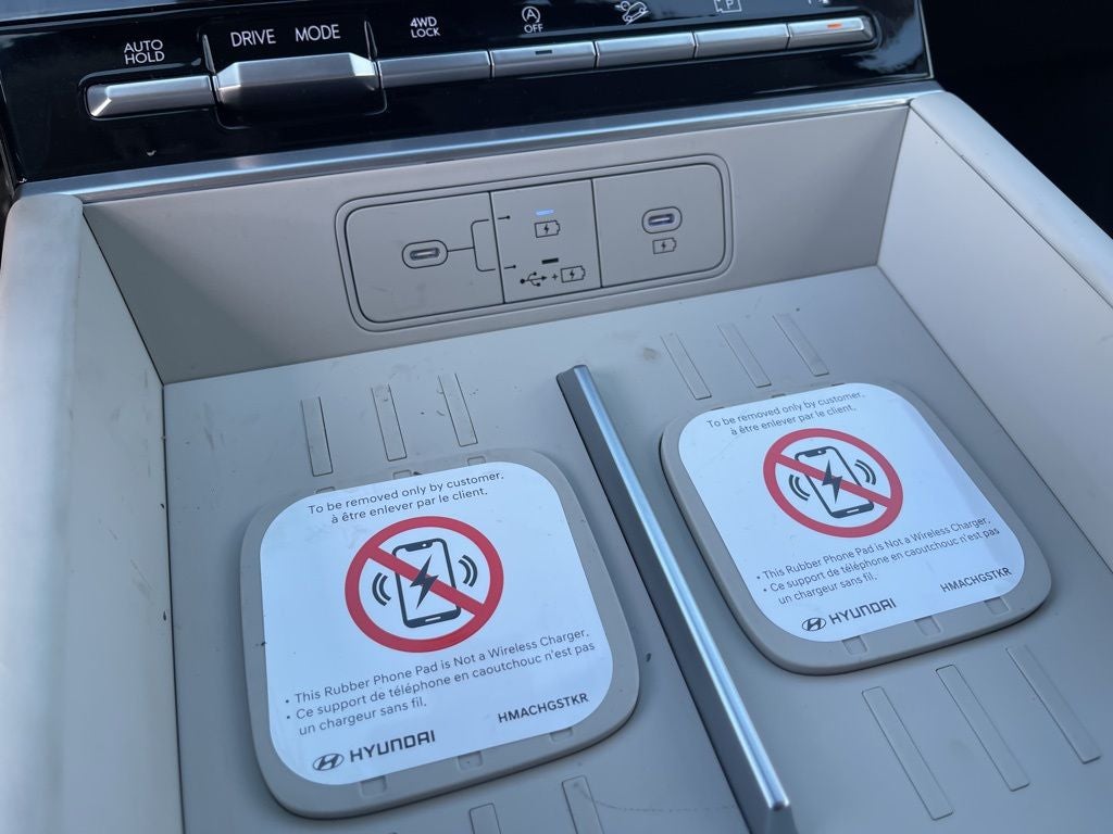 2026 Hyundai Santa Fe SE