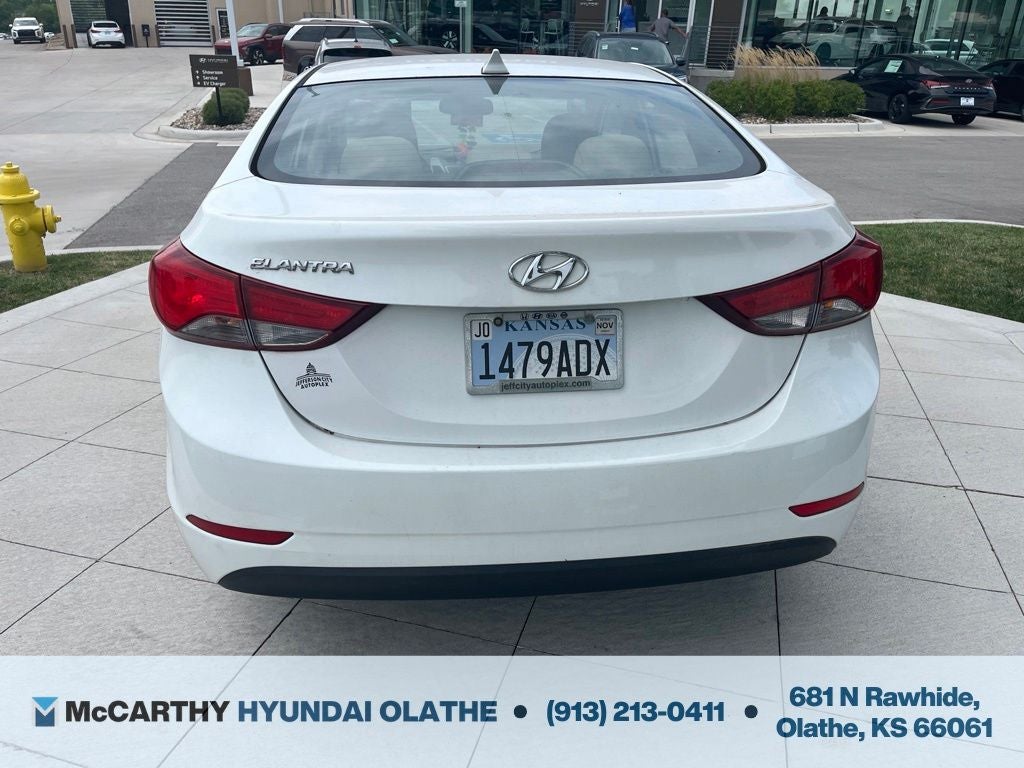 2016 Hyundai Elantra SE
