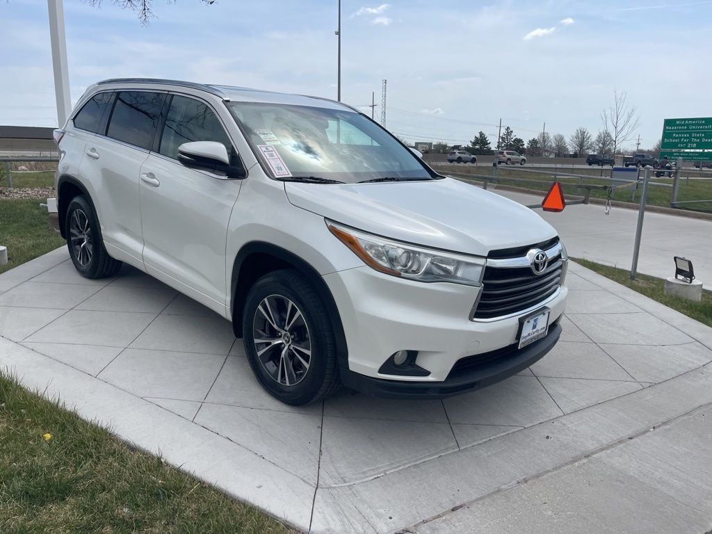 2016 Toyota Highlander XLE V6