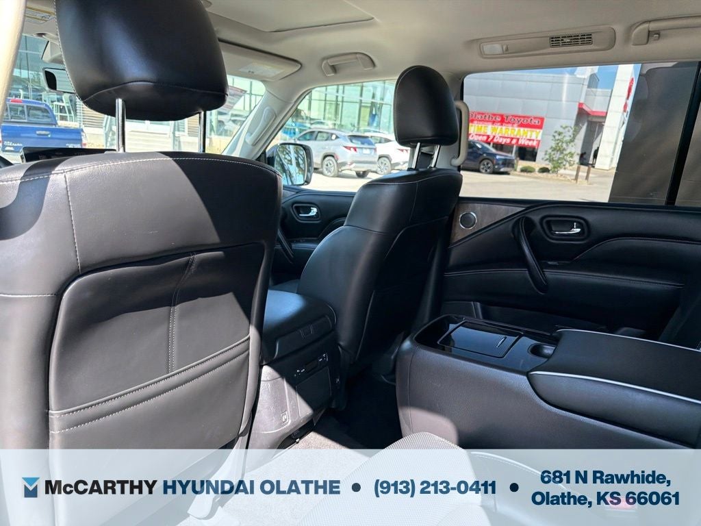 2022 INFINITI QX80 Premium Select