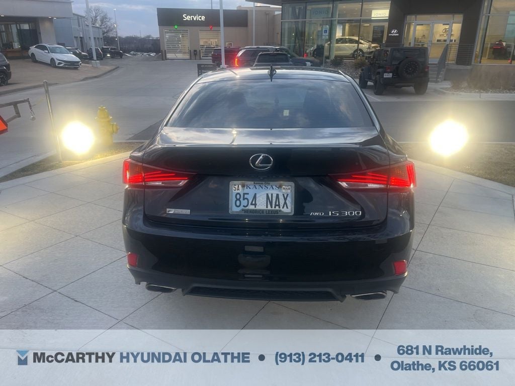 2018 Lexus IS 300