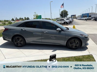 2022 Hyundai Elantra SEL