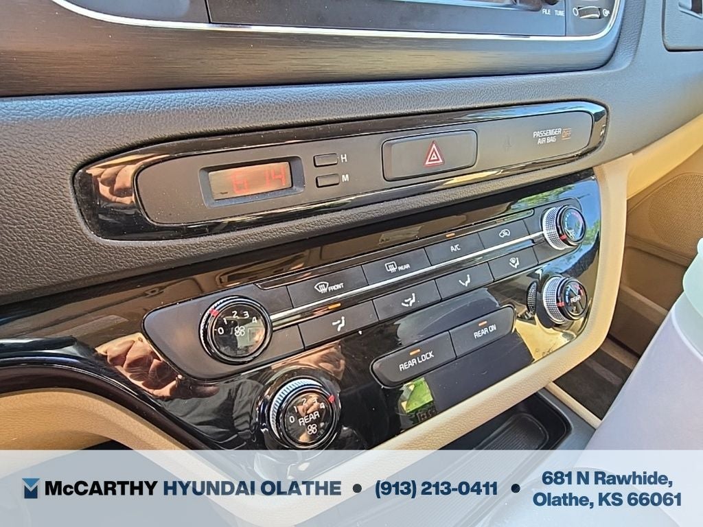 2017 Kia Sedona LX