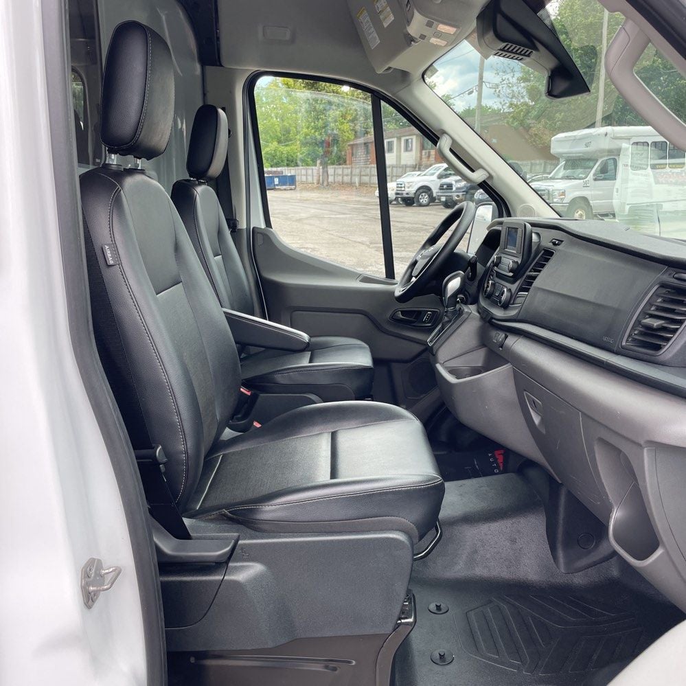 2025 Ford Transit-250 AWD